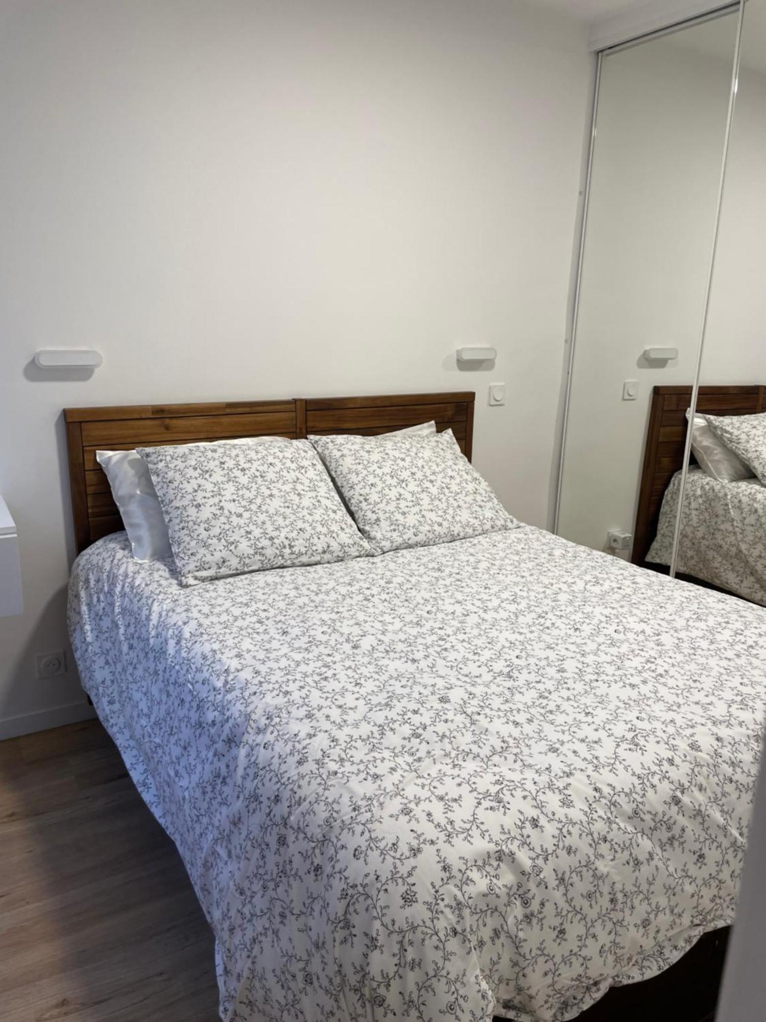 شقة Montmartre Cosy باريس المظهر الخارجي الصورة